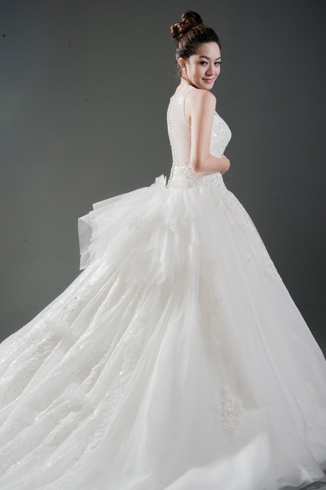 婚紗 禮服出租 | 手工白紗 | 手工婚紗 