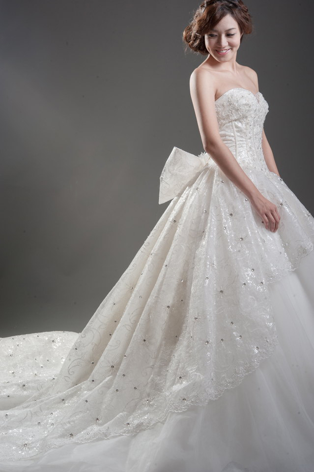 婚紗 禮服出租 | 手工白紗 | 手工婚紗 